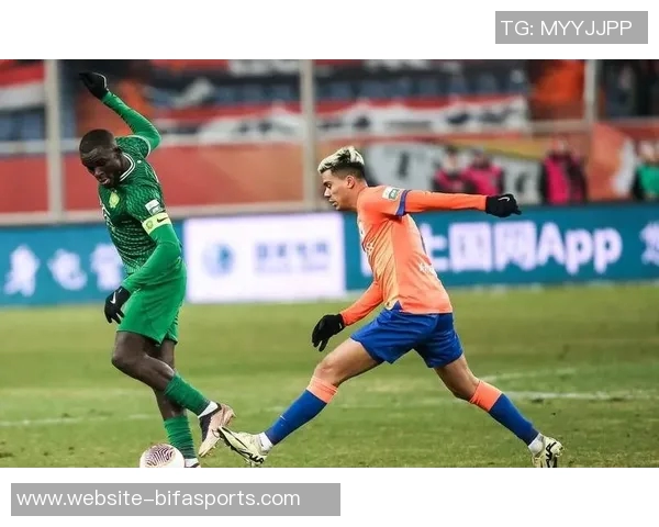 水原三星与横滨水手激战正酣谁将赢得这场亚洲足球巅峰对决